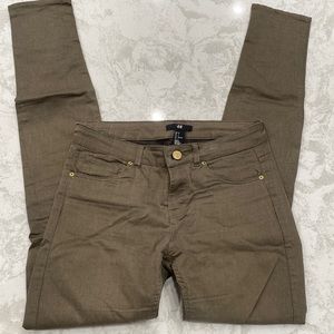 H&M skinny jeans olive green size 4
